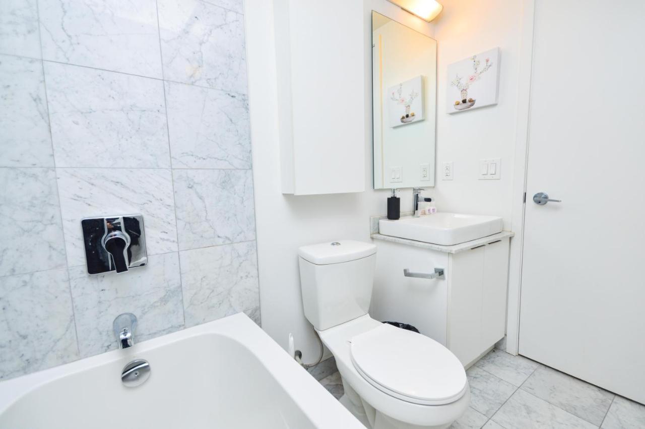 Downtown Toronto Condo Near Cn Tower, Mtcc, Rogers Center , Union Station Екстер'єр фото